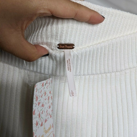 FREE PEOPLE White Solid Gold Knit Flowy Skirt NEW - Picture 5 of 7